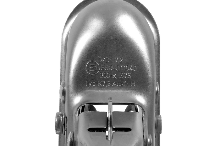 Cârlig sferic KNOTT K7.5-H+KZE7.5 pentru o remorcă de 750 kg cu bară de tractare în V